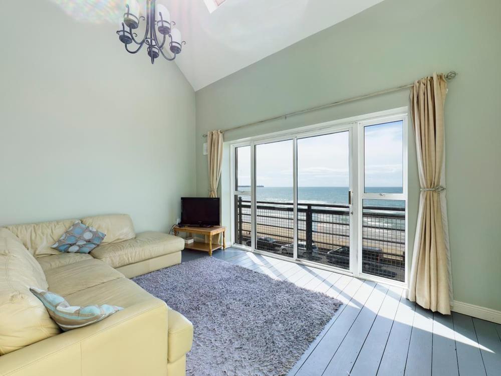 Holiday Apartment Iris ウォーターフォード エクステリア 写真
